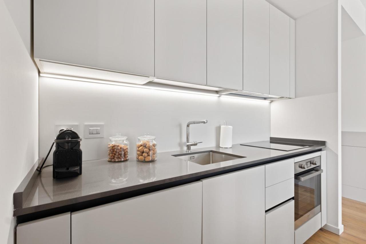 Altido Spacious Apt For 4 With Balcony In Porta Romana Milano Exterior foto